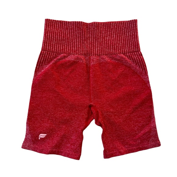 Fabletics Red Heathered Ribbed Detail Workout Activewear Shorts 6” Inseam XS - Picture 5 of 6
